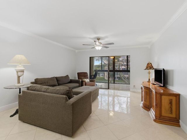 14475 N Strathmore Lane 308, Delray Beach, FL 33446