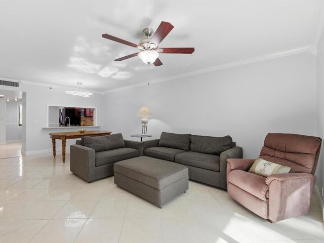 14475 N Strathmore Lane 308, Delray Beach, FL 33446