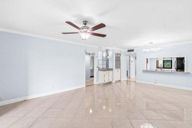 14475 N Strathmore Lane 308, Delray Beach, FL 33446