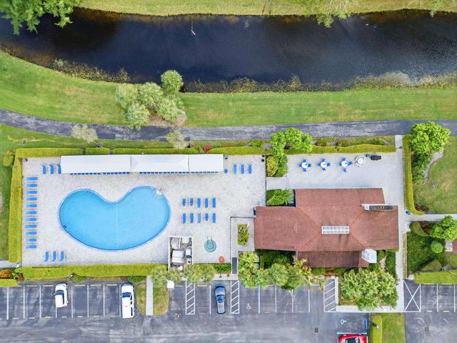 14475 N Strathmore Lane 308, Delray Beach, FL 33446