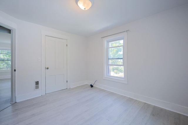 85 West Main Street, Groton, MA 01450