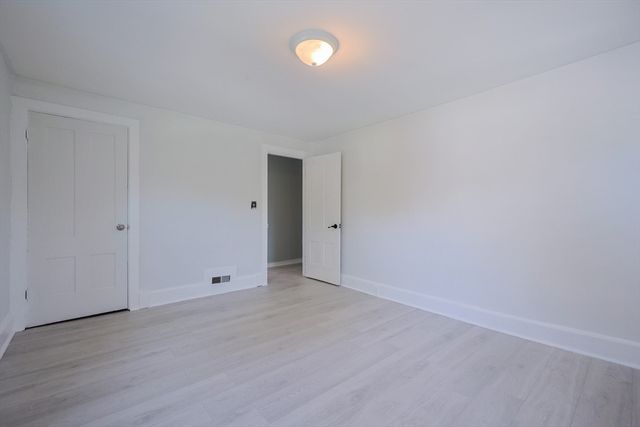 85 West Main Street, Groton, MA 01450