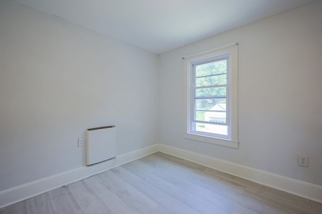 85 West Main Street, Groton, MA 01450