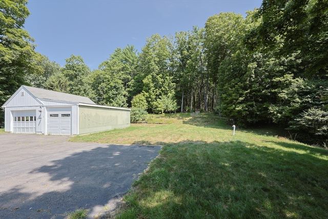 85 West Main Street, Groton, MA 01450