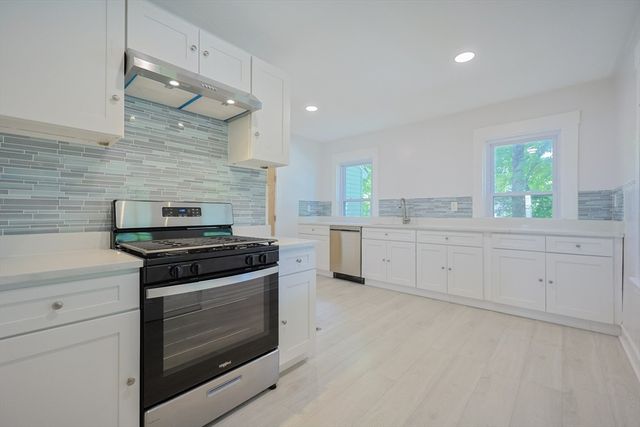85 West Main Street, Groton, MA 01450