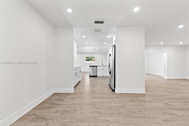 7971 NW 3rd Pl, Margate, FL 33063