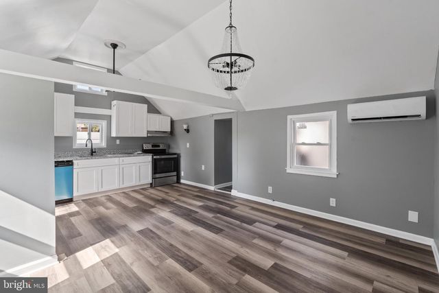 1244 N BLACK HORSE PIKE, Williamstown, NJ 08094