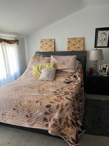 18650 Golfview Drive, Hazel Crest, IL 60429