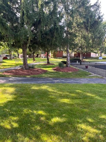 18650 Golfview Drive, Hazel Crest, IL 60429