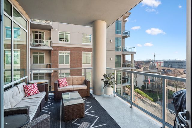 20 Rutledge St Apt 504, Nashville, TN 37210