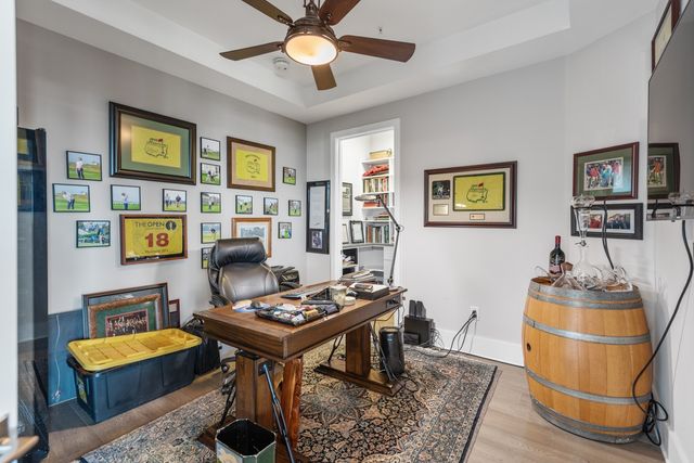 20 Rutledge St Apt 504, Nashville, TN 37210