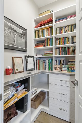 20 Rutledge St Apt 504, Nashville, TN 37210