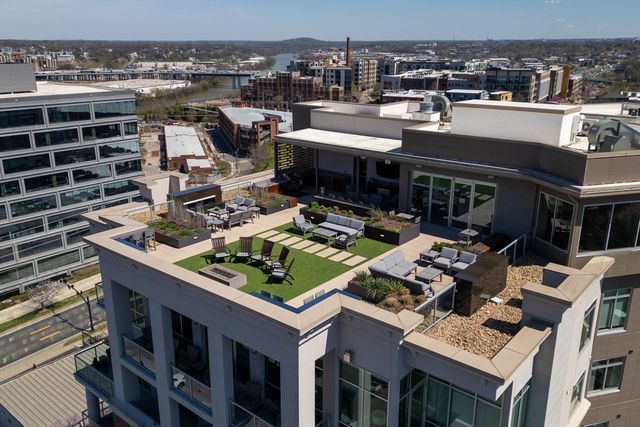 20 Rutledge St Apt 504, Nashville, TN 37210