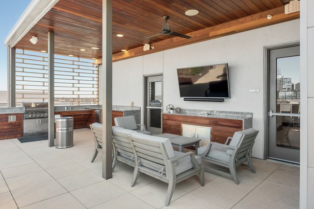 20 Rutledge St Apt 504, Nashville, TN 37210