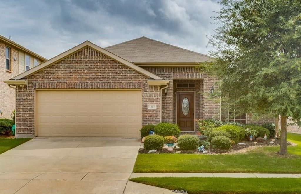 1313 Catbird Drive, Little Elm, TX 75068