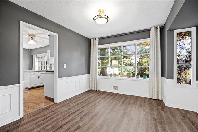 211 W 110TH Street, Kansas City, MO 64114