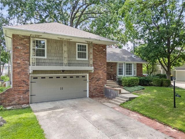 211 W 110TH Street, Kansas City, MO 64114