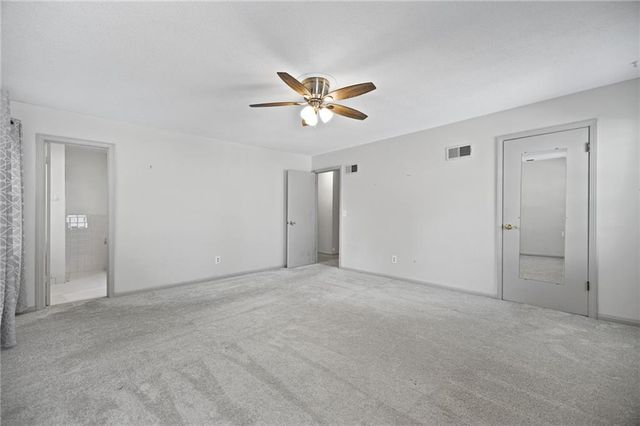 211 W 110TH Street, Kansas City, MO 64114