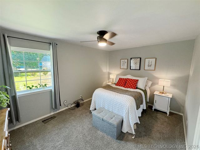 13406 S 125th Place E, Broken Arrow, OK 74011