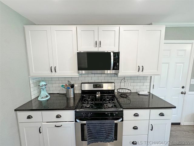 13406 S 125th Place E, Broken Arrow, OK 74011