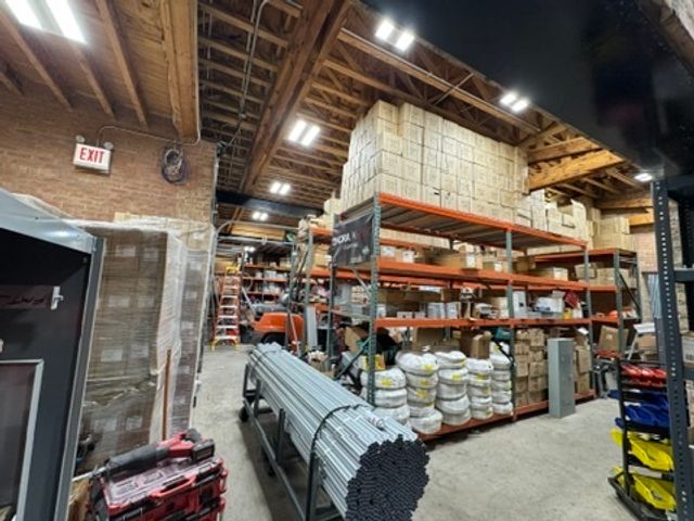 4150 N Kedzie Avenue, Chicago, IL 60618