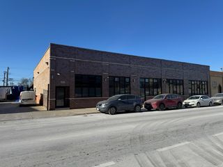 4150 N Kedzie Avenue, Chicago, IL 60618