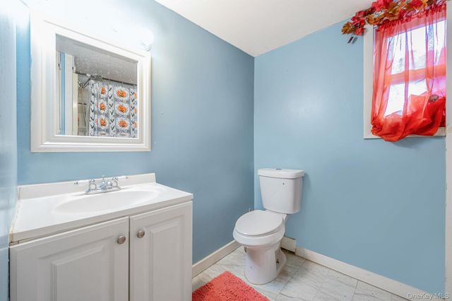 21 S Summit Avenue, Patchogue, NY 11772