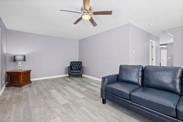 3505 Peoria Street, Steger, IL 60475