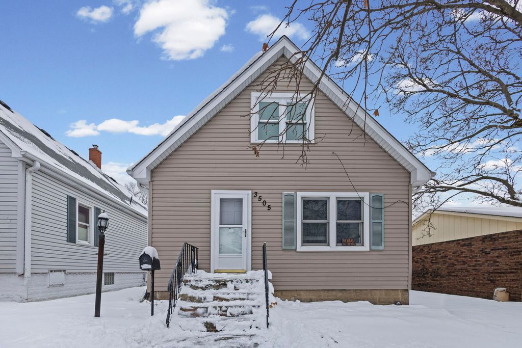 3505 Peoria Street, Steger, IL 60475