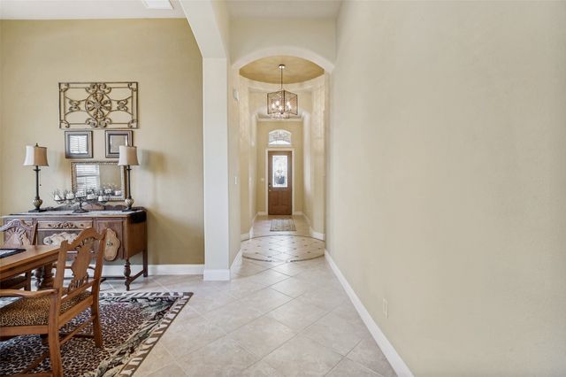 2537 Louis Lane, Lewisville, TX 75056