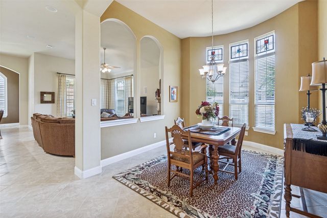 2537 Louis Lane, Lewisville, TX 75056