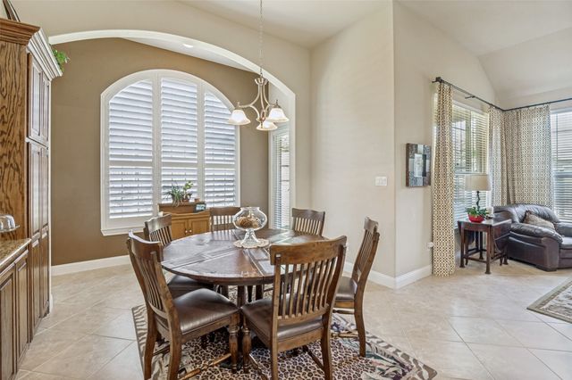 2537 Louis Lane, Lewisville, TX 75056