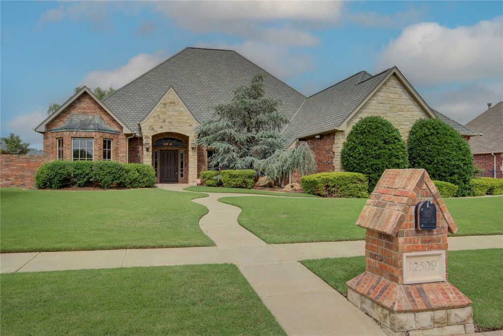 12509 St Lukes Lane, Oklahoma City, OK 73142