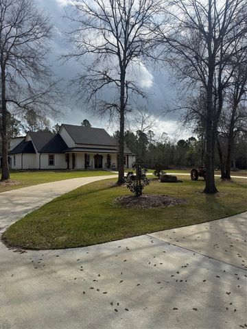 2329 Fm 819, Diboll, TX 75941