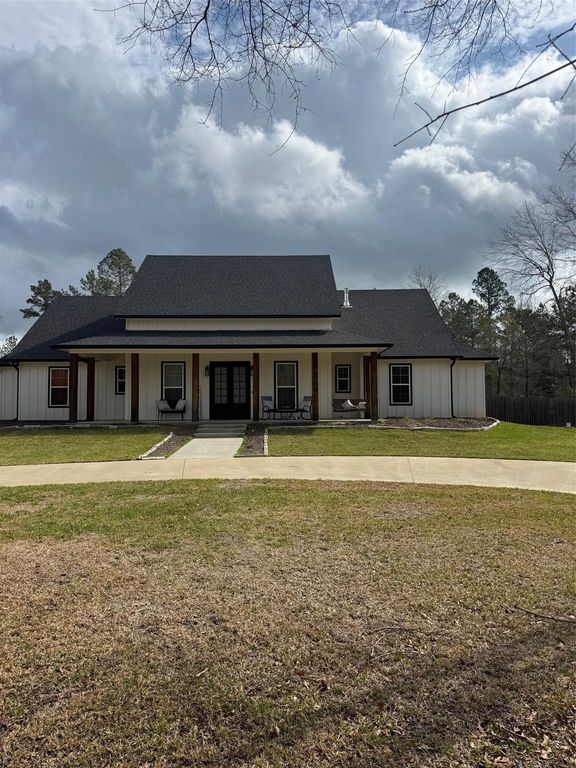 2329 Fm 819, Diboll, TX 75941