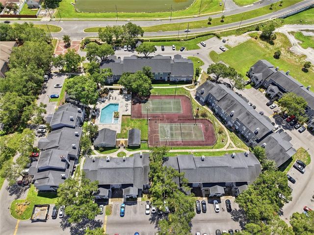 2216 STONINGTON AVENUE 2216, Orlando, FL 32817