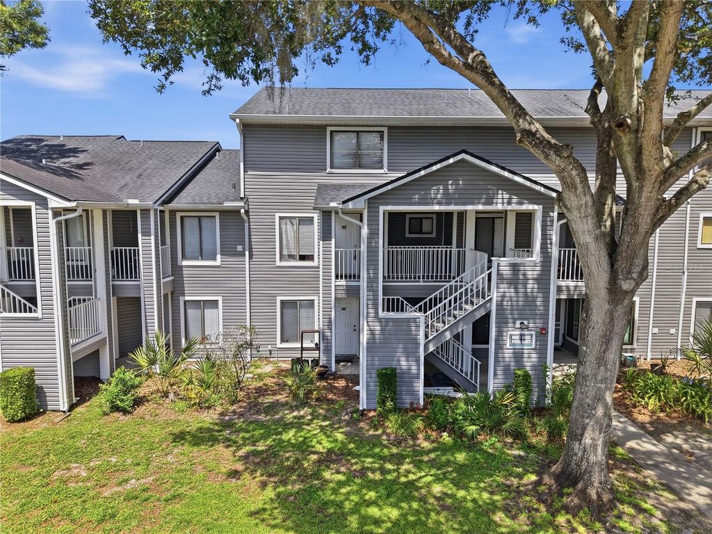 2216 STONINGTON AVENUE 2216, Orlando, FL 32817