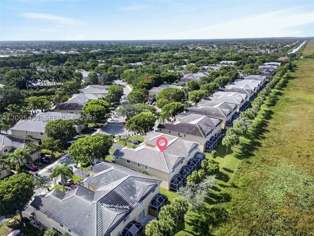 2475 W Cordoba Bnd, Weston, FL 33327