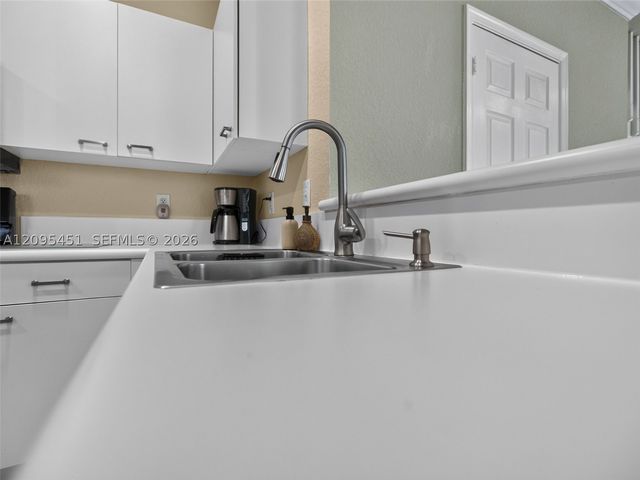 2475 W Cordoba Bnd, Weston, FL 33327