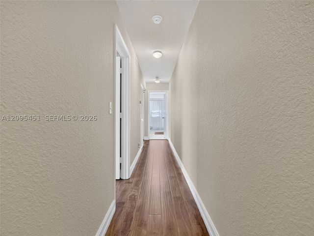 2475 W Cordoba Bnd, Weston, FL 33327