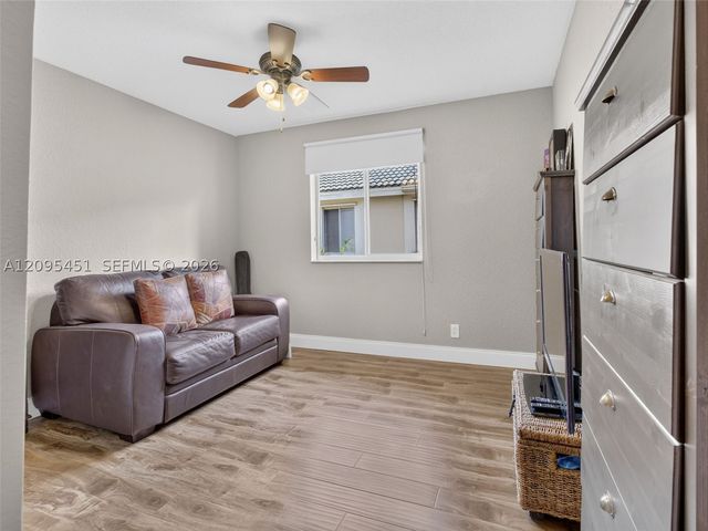 2475 W Cordoba Bnd, Weston, FL 33327