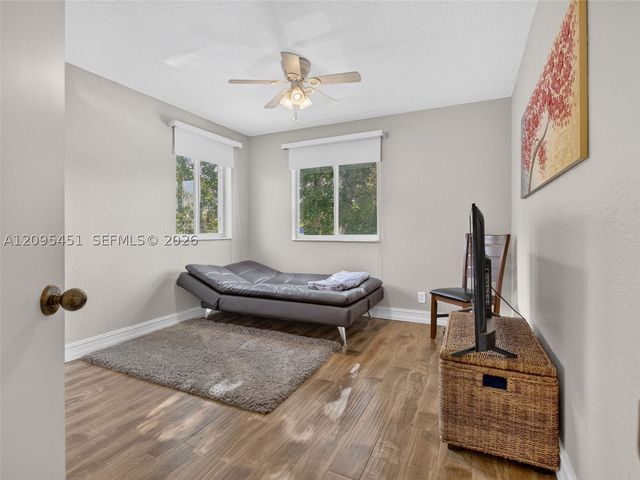 2475 W Cordoba Bnd, Weston, FL 33327
