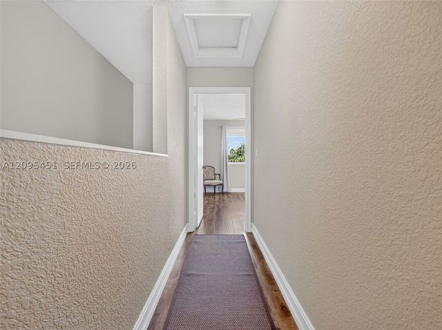 2475 W Cordoba Bnd, Weston, FL 33327