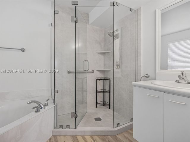 2475 W Cordoba Bnd, Weston, FL 33327