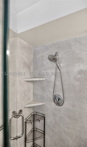 2475 W Cordoba Bnd, Weston, FL 33327