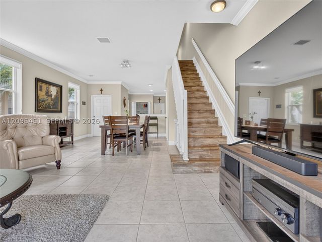2475 W Cordoba Bnd, Weston, FL 33327