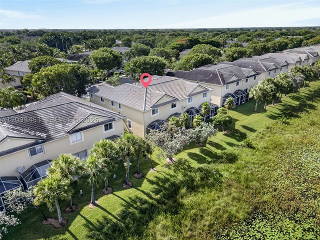 2475 W Cordoba Bnd, Weston, FL 33327