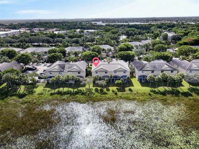 2475 W Cordoba Bnd, Weston, FL 33327