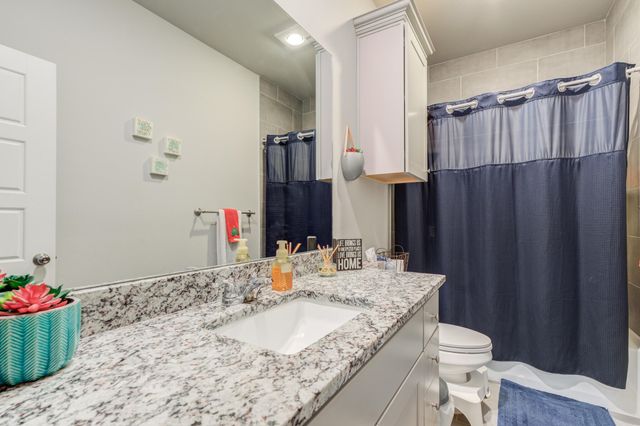 5802 Winfield Avenue, Lubbock, TX 79407