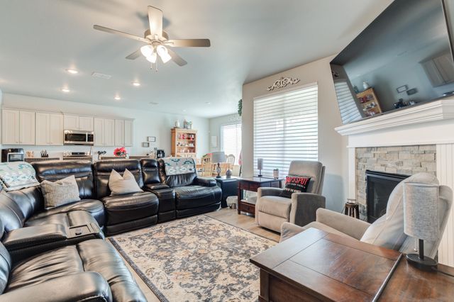 5802 Winfield Avenue, Lubbock, TX 79407